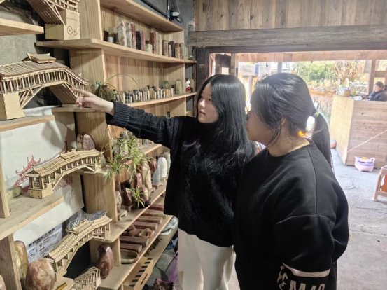 5b5b4669a589a134f29184c4061f692a